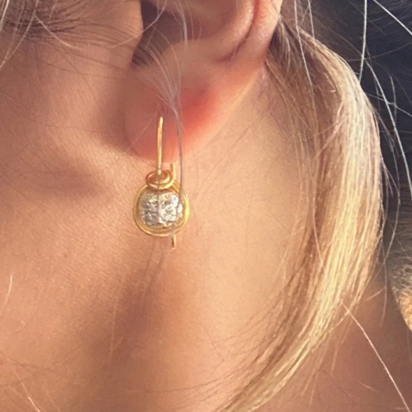 Metallic Silver lava rock drop multi tone gold earrings/statement gold earrings - Picture 3 of 6